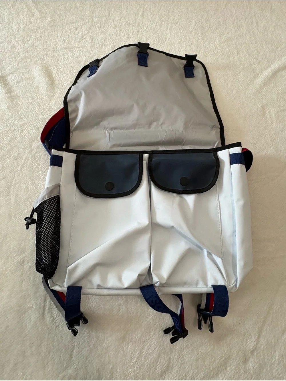 Superdry White, Blue & Red Retro Sport Messenger Bag